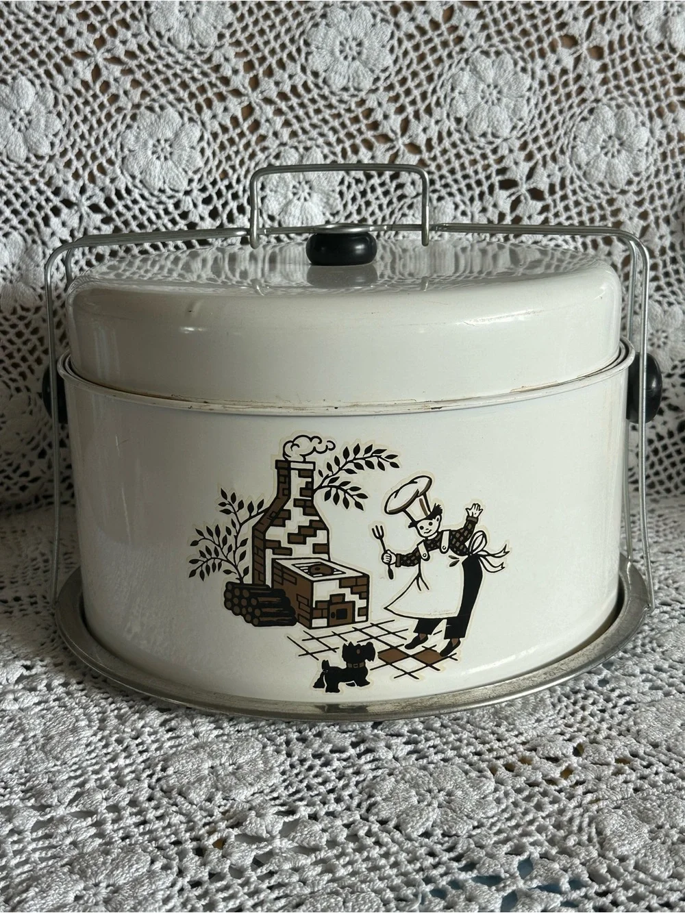 Vintage Mid-Century Modern Lincoln BeautyWare White Cake/Pie Carrier Scottie Dog